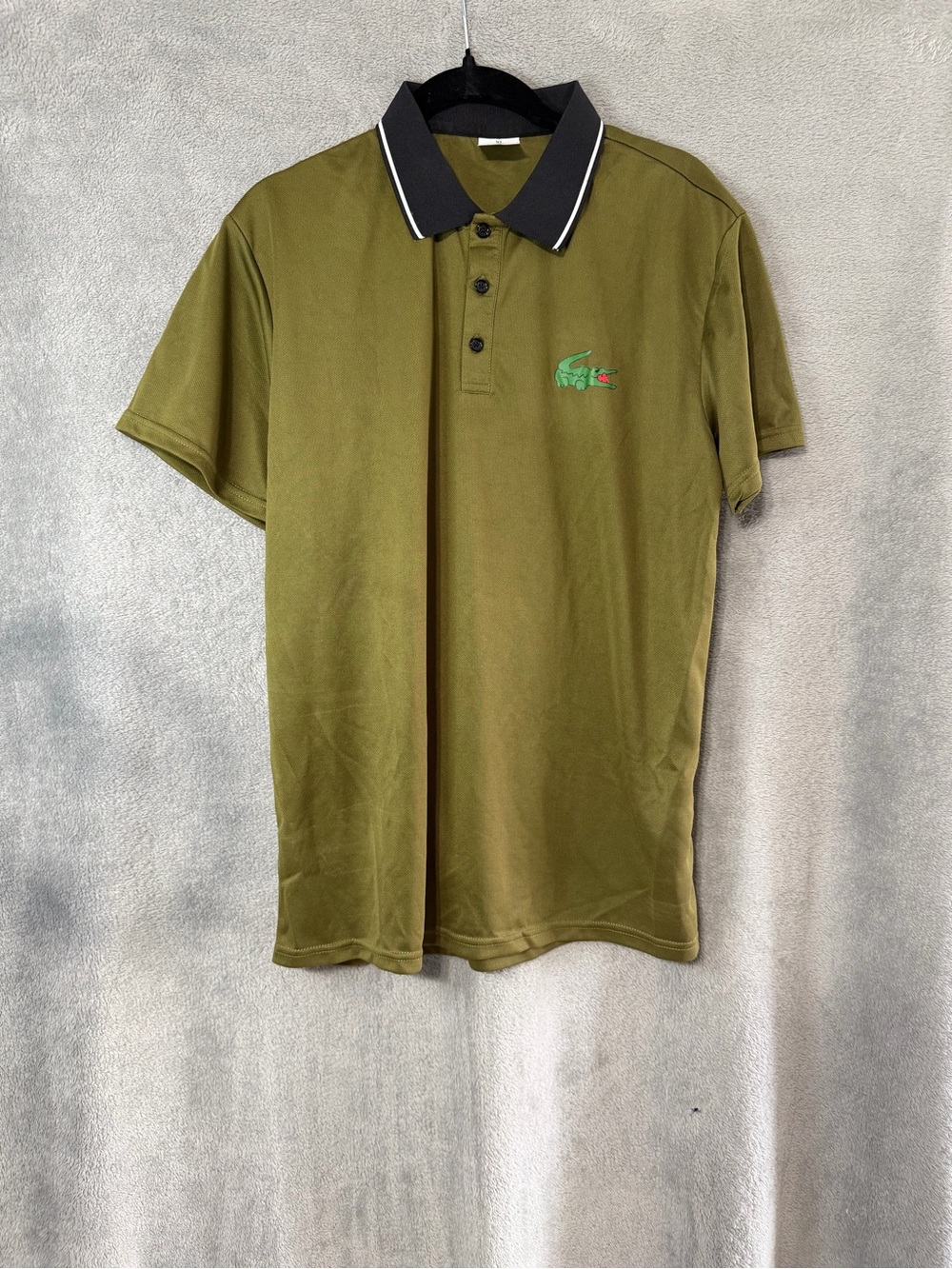 2 pack Men’s XL Polo shirts- Olive Green and Maroon